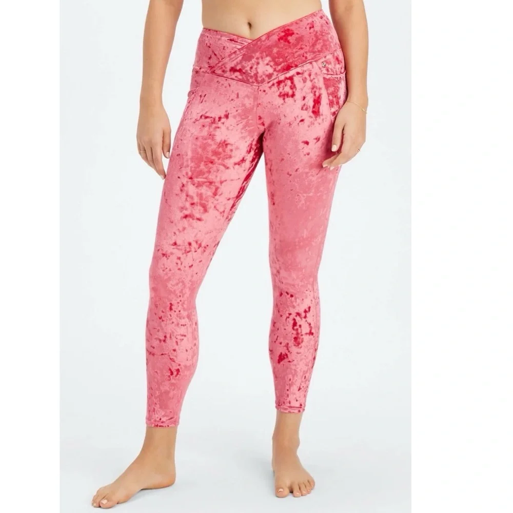 NWT Fabletics High Waisted Crushed Velour Crossover Legging